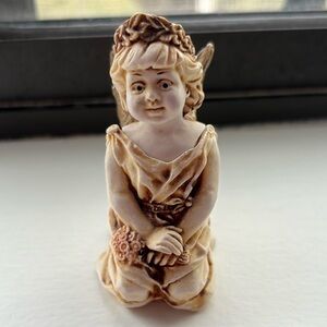 Harmony Kingdom Angelique Fleur de Lis angel box❣️